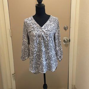 Gray and white leopard print tunic